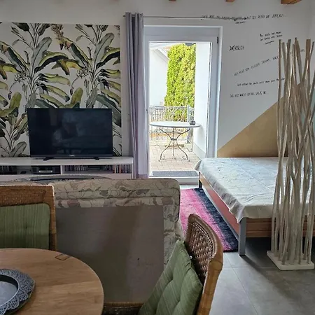 Meli Semesterbostad Purgen